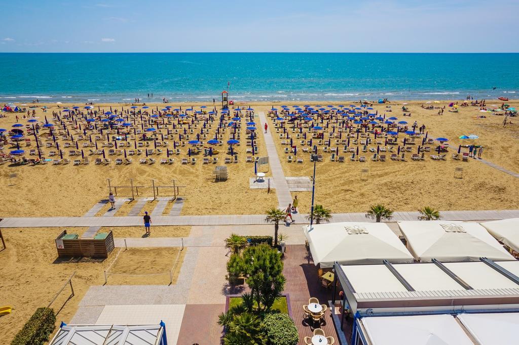 Villaggio Mare Blu Bibione Dış mekan fotoğraf